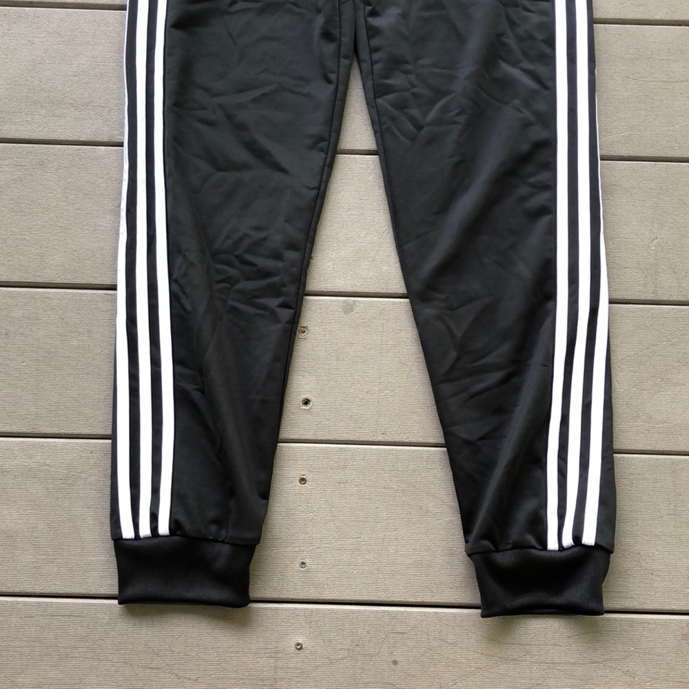 Boys large adidas pants - Picture 5 of 8